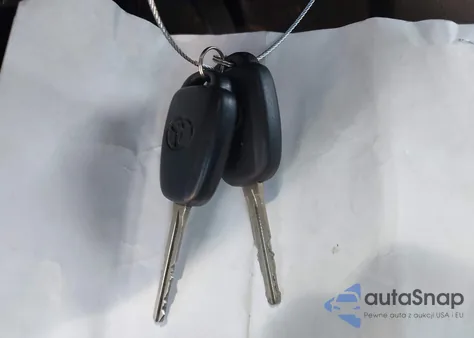 2015 Toyota Rav4 Xle из США, поврежденный, VIN JTMRFREV5FD132297